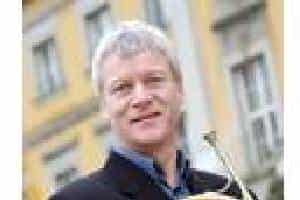 英国圆号名家《弗朗克·罗伊德 frank lloyd》个人资料及照片档案