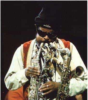 拉赫山.罗兰.柯克(Rahsaan Roland Kirk)演奏-黑钻(Black Diamond)_第1张