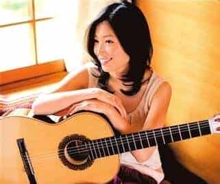 东京美女吉他家村治佳织介绍_第1张