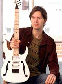 Paul Gilbert--我希望人人都爱摇滚乐_第4张