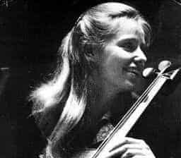 杰奎琳.杜普蕾(Jacqueline du Pré)-德沃夏克大提琴协奏曲简介_第1张