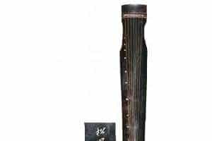 宋代传世古琴鉴赏：松风．仲尼式