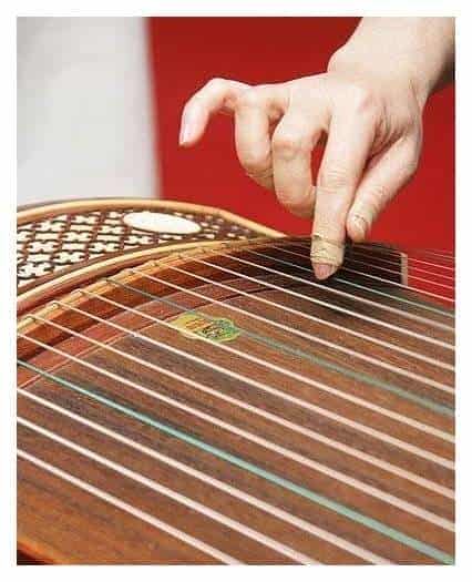 古筝摇指和音色构成技术分析_第1张